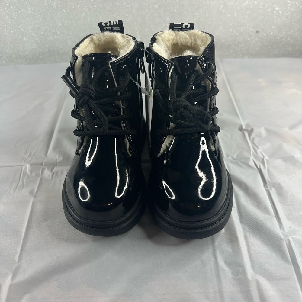 Size 5.5 ovekos black toddler shoes